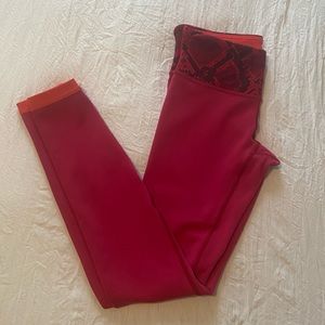 Lululemon WunderUnder reversible leggings